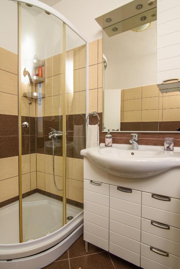 Apartmen Karmen 2 Trogir Exterior photo